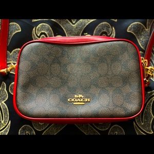 Excellent condition Coach Crossbody Bag with Video